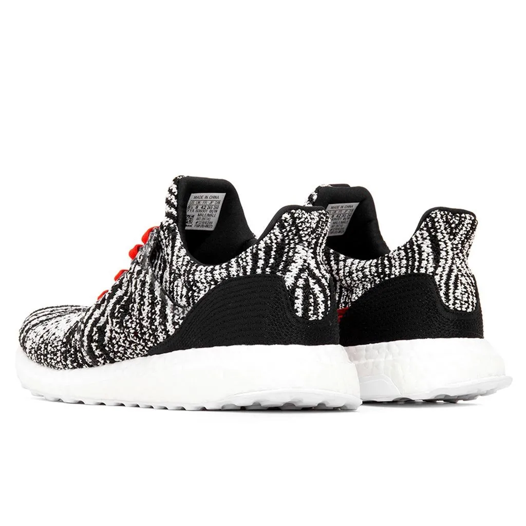 Adidas Originals x Missoni Ultraboost - Core Black/White/Active Red