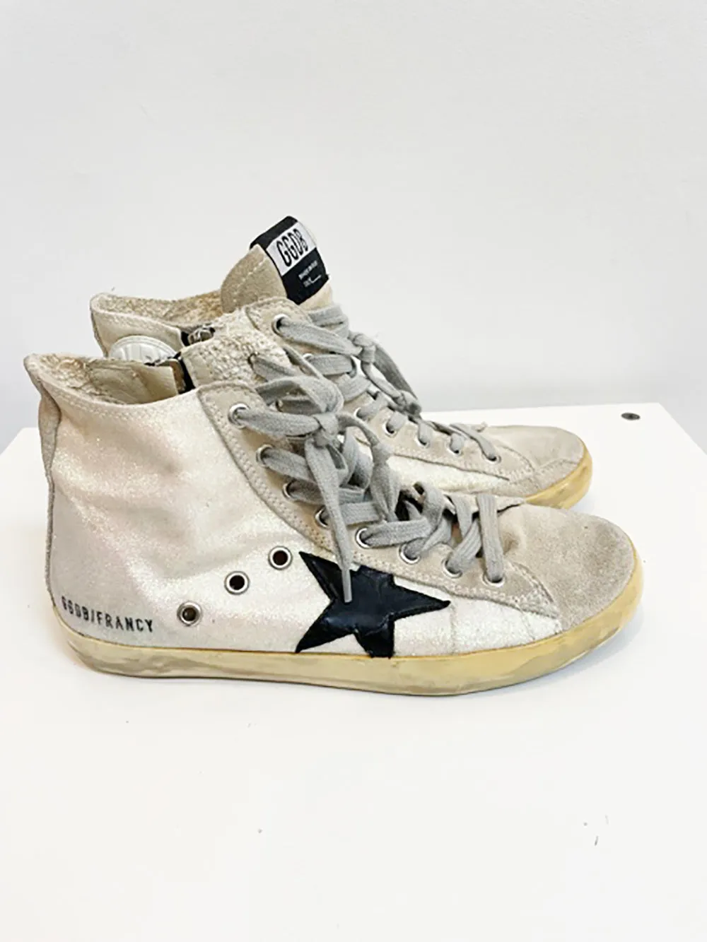 GOLDEN GOOSE DELUXE BRAND