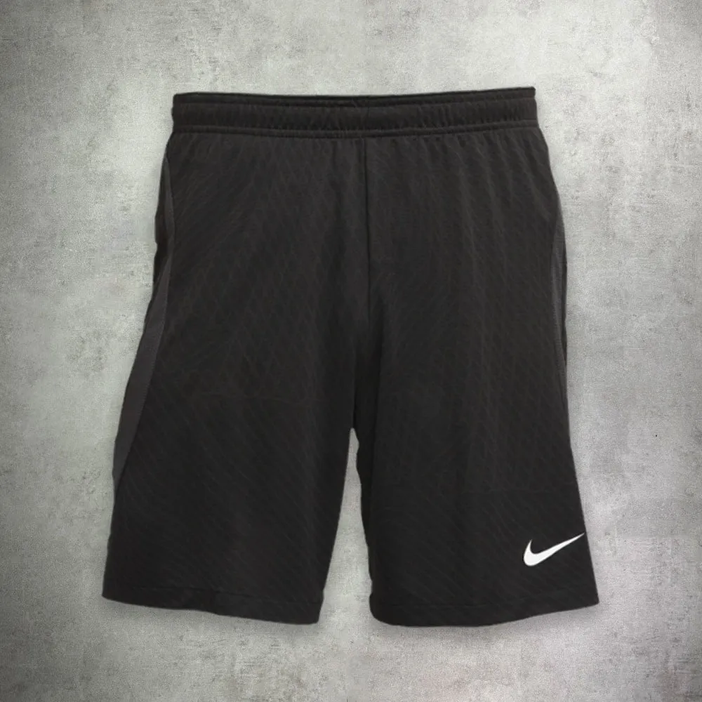 Nike Strike Shorts Black