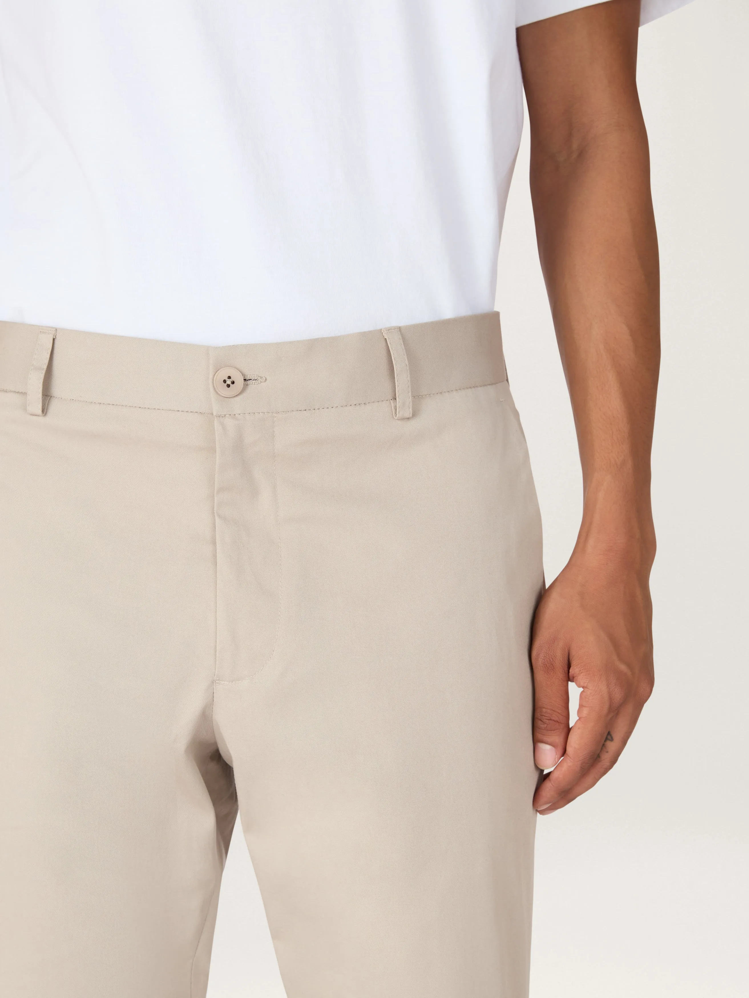 The Essential Chino || Beige | Stretch Cotton